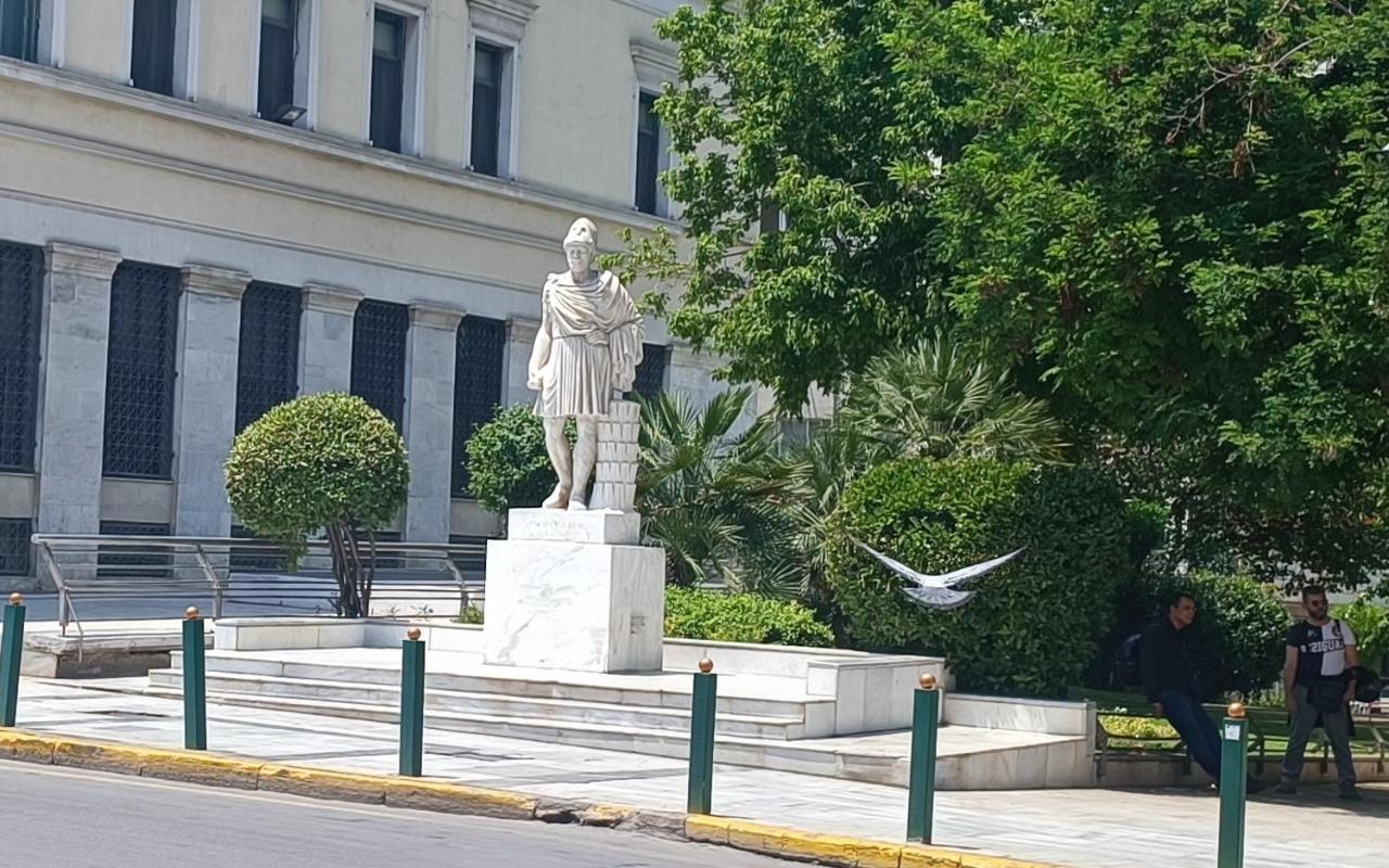 Апартаменты Pnoe D'Athenes Экстерьер фото